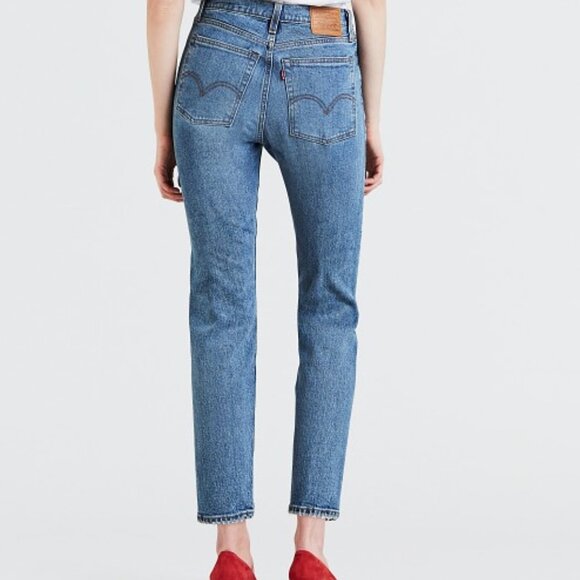 LEVI'S Wedgie Icon Fit Straight Leg Button Fly Jeans - Picture 2 of 15